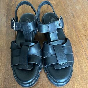 Free People woven sandals, black, size 38, which is a Size 8